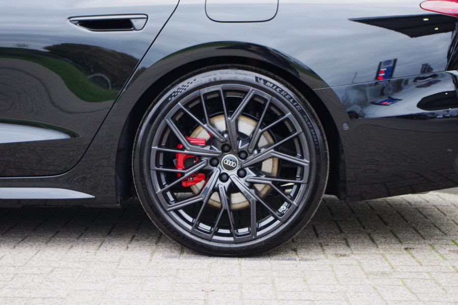 Audi A6 Avant 2.0 e-Hybrid 367 PK Plug-In Quattro Competition S-Line Edition, Luchtvering, Trekhaak, Panoramadak