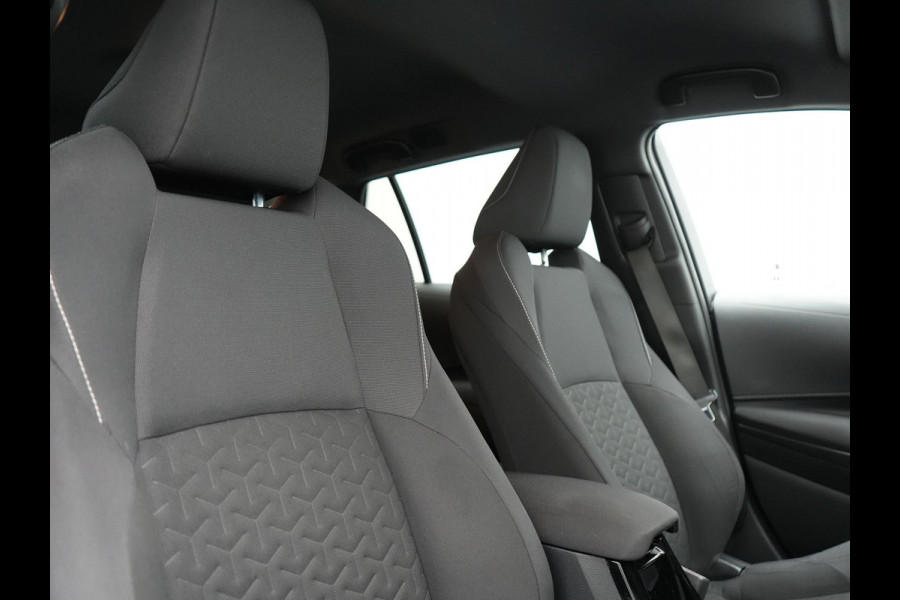 Toyota Corolla Touring Sports 2.0 Dynamic Plug In Hybrid 184pk Dealer O.H PHEV | Adaptive Cruise | Camera | Sportstoelen & Stuur Verwarmd | Apple Carplay | Navigatie | Keyless | Blis | DAB |