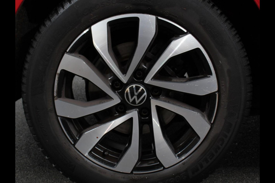 Volkswagen Golf 1.0 eTSI 110pk DSG Active | Panorama dak | Navigatie | Climate Control | Adaptive Cruise Control | Virtual Cockpit | Stoelverwarming | Extra Getint Glas