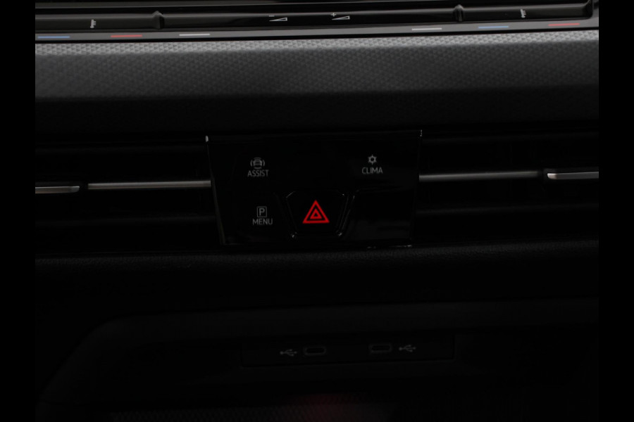 Volkswagen Golf 1.0 eTSI 110pk DSG Active | Panorama dak | Navigatie | Climate Control | Adaptive Cruise Control | Virtual Cockpit | Stoelverwarming | Extra Getint Glas