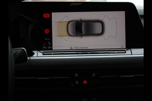 Volkswagen Golf 1.0 eTSI 110pk DSG Active | Panorama dak | Navigatie | Climate Control | Adaptive Cruise Control | Virtual Cockpit | Stoelverwarming | Extra Getint Glas