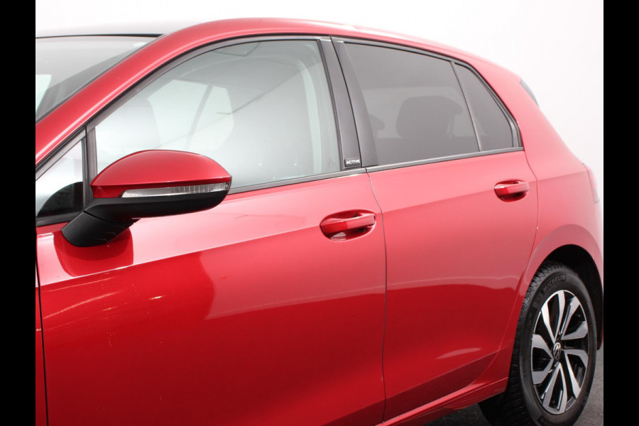 Volkswagen Golf 1.0 eTSI 110pk DSG Active | Panorama dak | Navigatie | Climate Control | Adaptive Cruise Control | Virtual Cockpit | Stoelverwarming | Extra Getint Glas