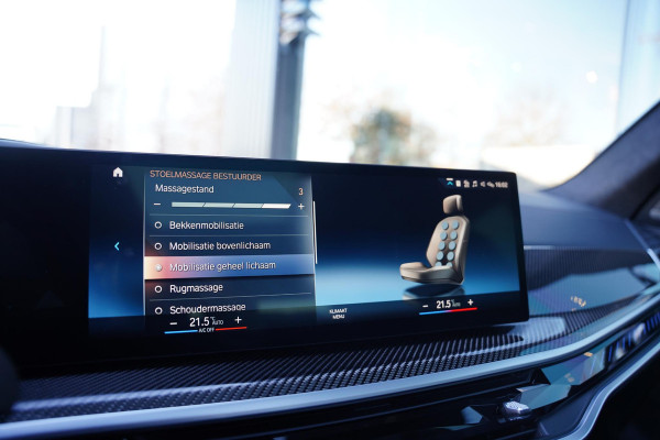 BMW X7 M60i xDrive | Trekhaak | 7 Persoons | M-Sport Pro | Sky Lounge