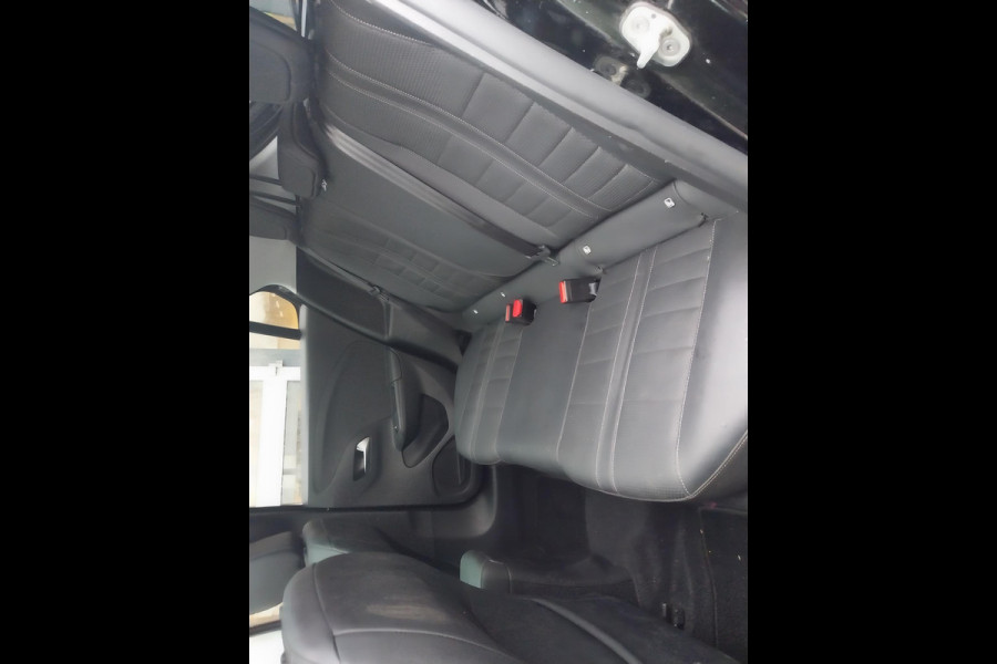 Opel CORSA-E Elegance 50 kWh | Apple Carplay & AndroidAUTO | Panoramadak | Camera |