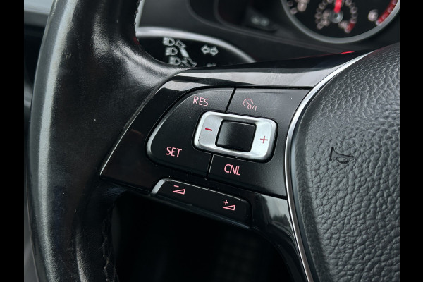 Volkswagen Transporter 2.0 TDI 150 PK / 4MOTION / 1e EIG. / L1H1 / TREKHAAK / ACHTERKLEP / AIRCO / CRUISE / 3-ZITS