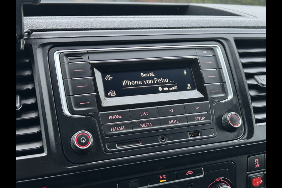 Volkswagen Transporter 2.0 TDI 150 PK / 4MOTION / 1e EIG. / L1H1 / TREKHAAK / ACHTERKLEP / AIRCO / CRUISE / 3-ZITS