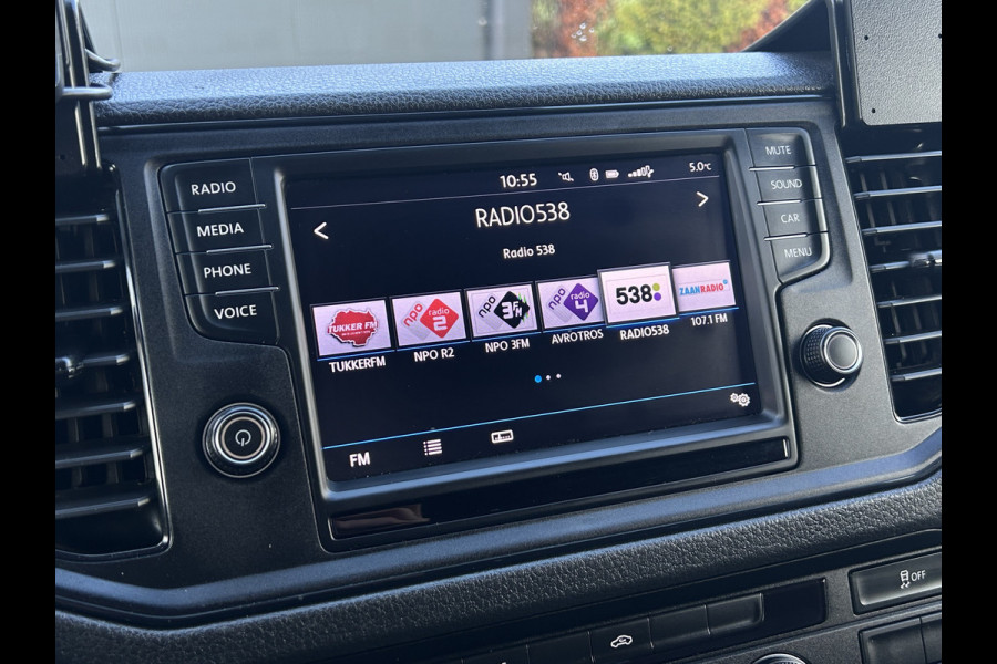 Volkswagen Crafter 2.0 TDI 102 PK / PICK UP / 1e EIG. / TREKHAAK / AIRCO / CRUISE / 2.500 KG AHG / 3-ZITS / APPLE CARPLAY