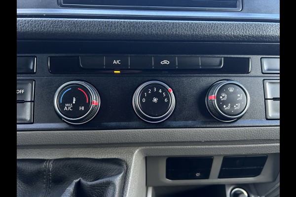 Volkswagen Crafter 2.0 TDI 102 PK / PICK UP / 1e EIG. / TREKHAAK / AIRCO / CRUISE / 2.500 KG AHG / 3-ZITS / APPLE CARPLAY