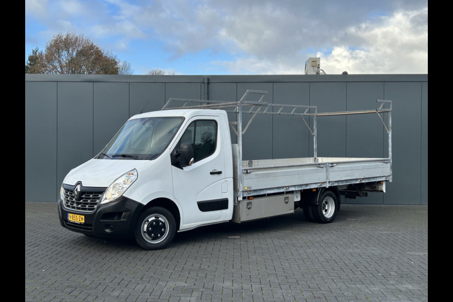 Renault Master T35 2.3 dCi 131 PK / L4H1 / 1e EIG / 5 METER LAADBAK / 3 TONS TREKHAAK / 77.052 KM !! / AIRCO / CRUISE / NAVI / 3-ZITS