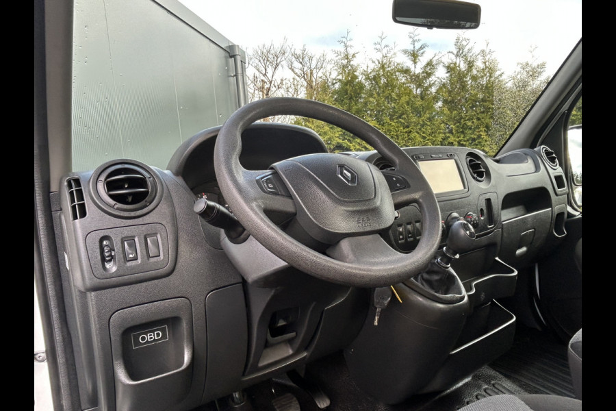 Renault Master T35 2.3 dCi 131 PK / L4H1 / 1e EIG / 5 METER LAADBAK / 3 TONS TREKHAAK / 77.052 KM !! / AIRCO / CRUISE / NAVI / 3-ZITS