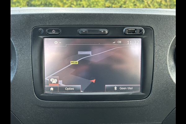 Renault Master T35 2.3 dCi 131 PK / L4H1 / 1e EIG / 5 METER LAADBAK / 3 TONS TREKHAAK / 77.052 KM !! / AIRCO / CRUISE / NAVI / 3-ZITS