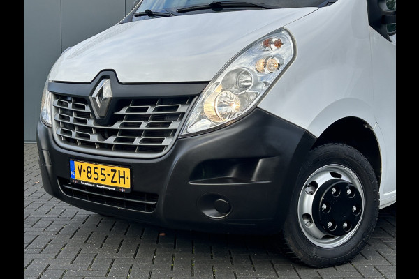 Renault Master T35 2.3 dCi 131 PK / L4H1 / 1e EIG / 5 METER LAADBAK / 3 TONS TREKHAAK / 77.052 KM !! / AIRCO / CRUISE / NAVI / 3-ZITS