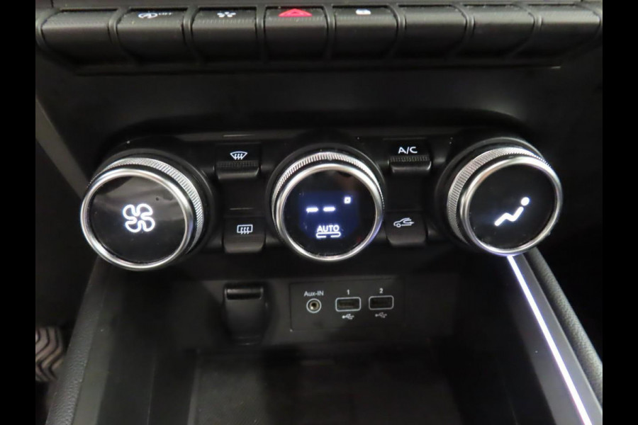 Renault Clio 1.0 TCe Intens Airco ECC Navi Carplay Cruise Control Full LED Virtual Cockpit 16" LM Velgen Half leder APK 06-2026