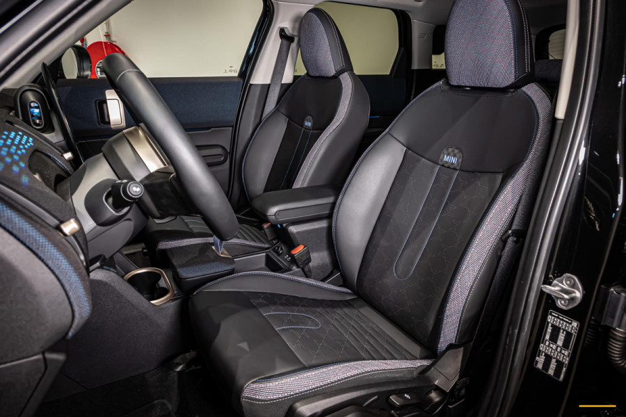 MINI Countryman 1.5 C Favoured M Plus|Pano|HUD|Cam|Leder