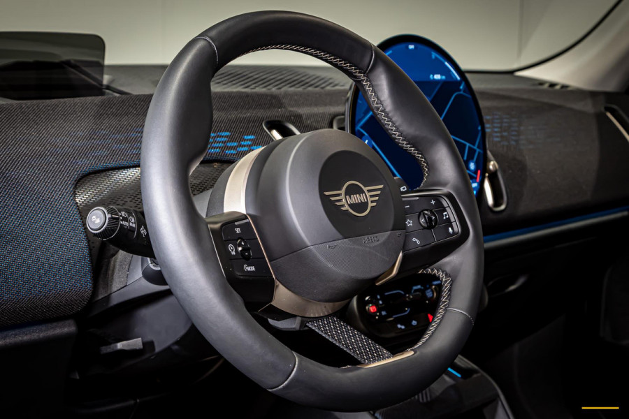 MINI Countryman 1.5 C Favoured M Plus|Pano|HUD|Cam|Leder