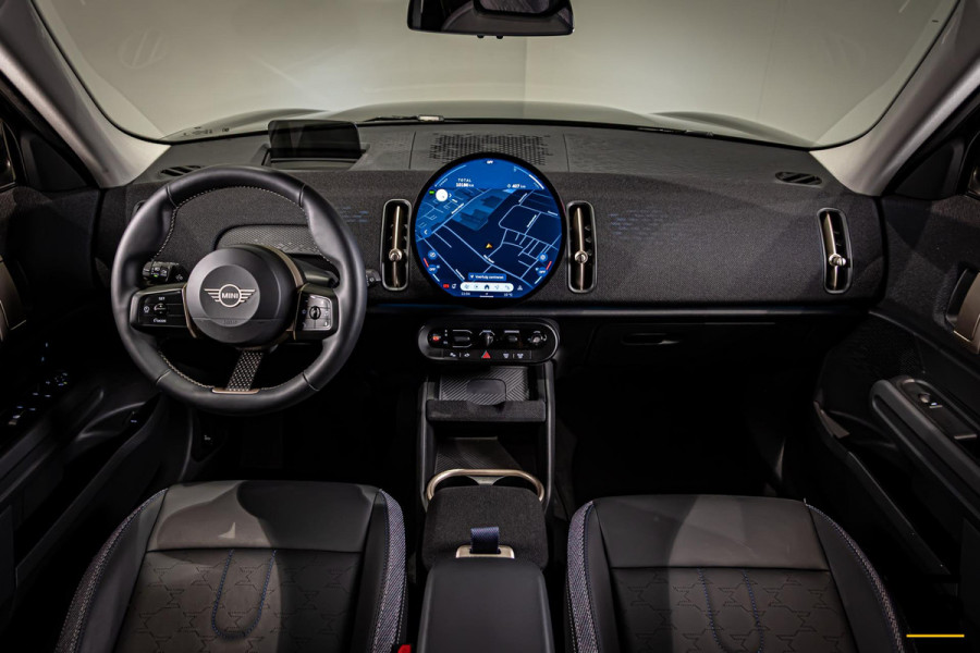 MINI Countryman 1.5 C Favoured M Plus|Pano|HUD|Cam|Leder
