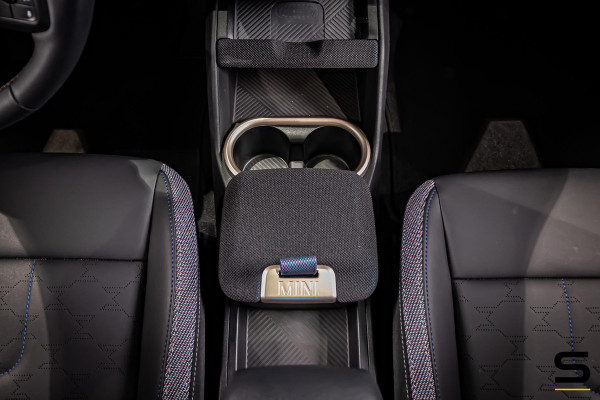 MINI Countryman 1.5 C Favoured M Plus|Pano|HUD|Cam|Leder