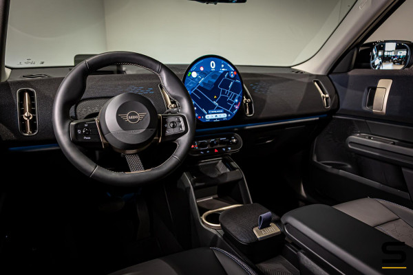 MINI Countryman 1.5 C Favoured M Plus|Pano|HUD|Cam|Leder