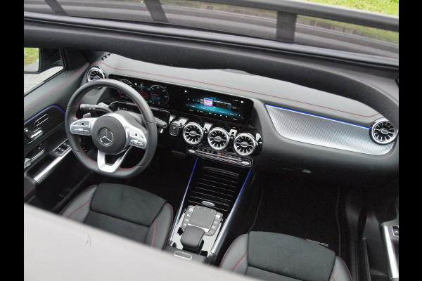 Mercedes-Benz EQA 250 Business Solution AMG 67 kWh | Burmester | Panoramadak | 360 Camera | Head-Up Display | Sfeerverlichting |