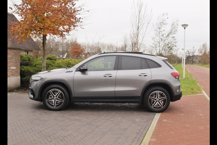 Mercedes-Benz EQA 250 Business Solution AMG 67 kWh | Burmester | Panoramadak | 360 Camera | Head-Up Display | Sfeerverlichting |