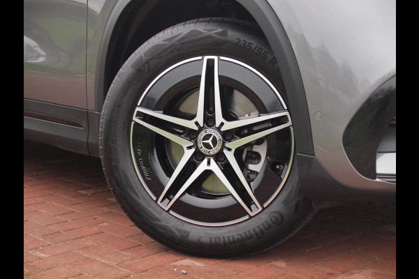 Mercedes-Benz EQA 250 Business Solution AMG 67 kWh | Burmester | Panoramadak | 360 Camera | Head-Up Display | Sfeerverlichting |