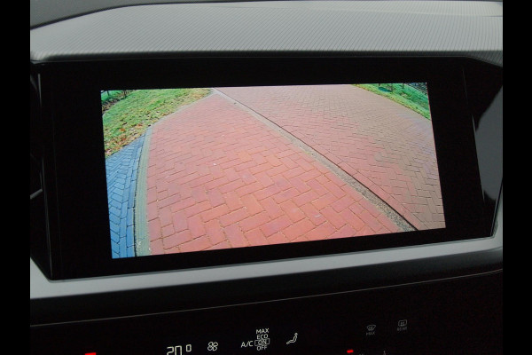 Audi Q4 e-tron 40 Launch edition Advanced 77 kWh | Black Optic | Warmtepomp | Achteruitrijcamera | NL-Auto |