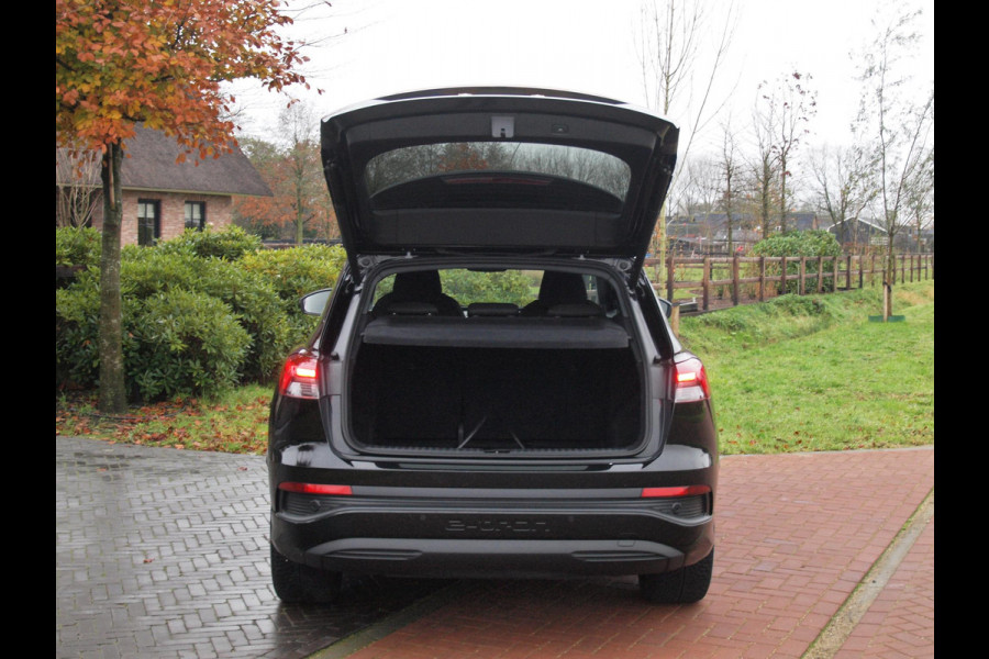 Audi Q4 e-tron 40 Launch edition Advanced 77 kWh | Black Optic | Warmtepomp | Achteruitrijcamera | NL-Auto |