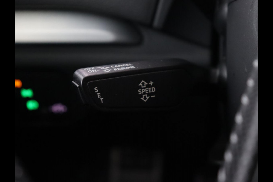 Audi A3 1.0 TFSI Sport S Line Edition | Sportstoelen | Half leder | Full LED | Navigatie | Cruise control | 18'' | Climate control | Bluetooth