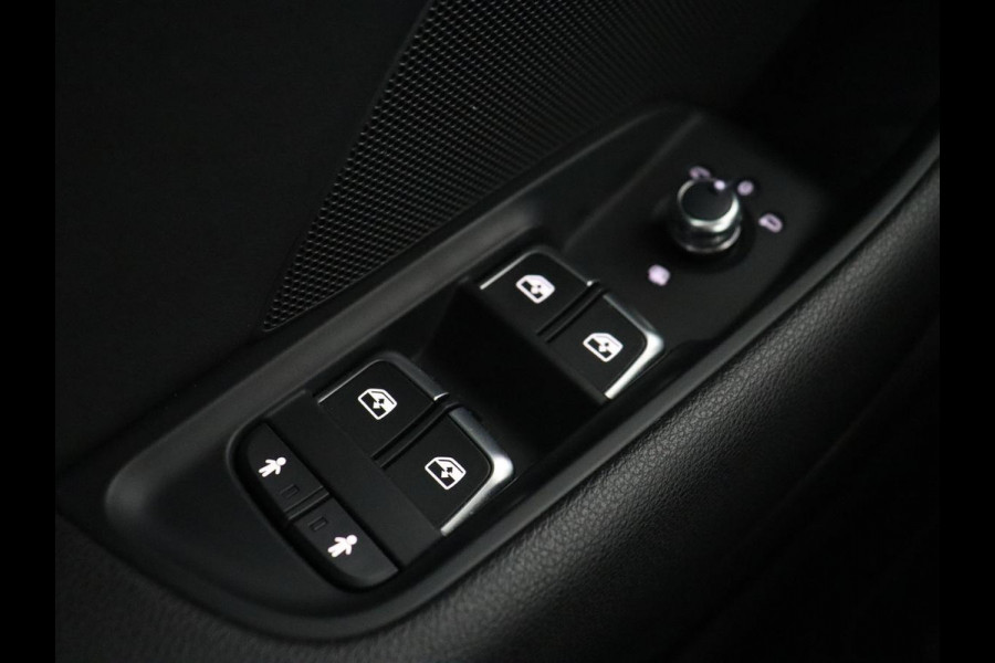 Audi A3 1.0 TFSI Sport S Line Edition | Sportstoelen | Half leder | Full LED | Navigatie | Cruise control | 18'' | Climate control | Bluetooth