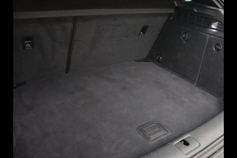 Audi A3 1.0 TFSI Sport S Line Edition | Sportstoelen | Half leder | Full LED | Navigatie | Cruise control | 18'' | Climate control | Bluetooth