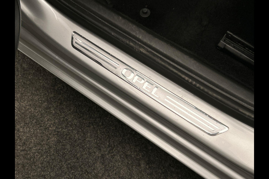 Opel Astra Sports Tourer 1.4 Turbo 120 Jaar Edition Origineel NL Navigatie Climate/control