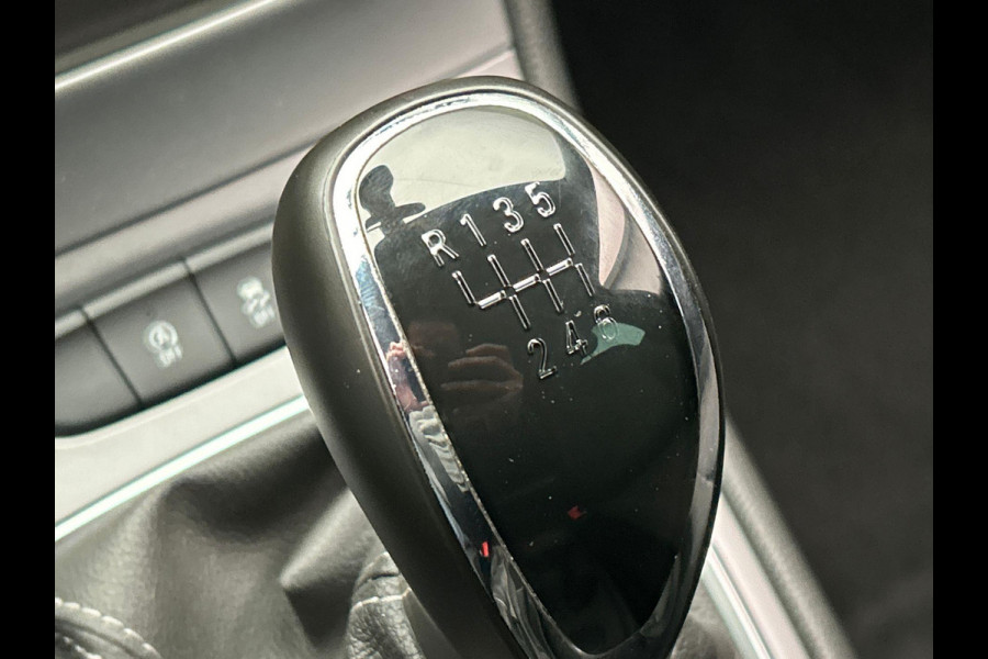 Opel Astra Sports Tourer 1.4 Turbo 120 Jaar Edition Origineel NL Navigatie Climate/control