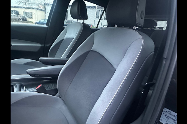 Volkswagen ID.3 First Plus 58 kWh CAMERA / STOELVERW.