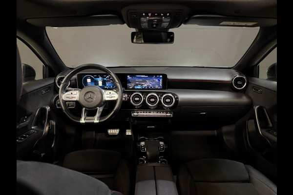 Mercedes-Benz A-Klasse 200 Launch Edition Premium | AMG Line | Panoramadak | LED Performance