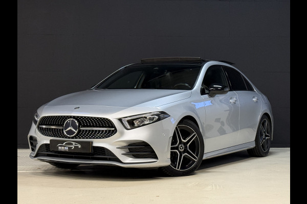 Mercedes-Benz A-Klasse 200 Launch Edition Premium | AMG Line | Panoramadak | LED Performance