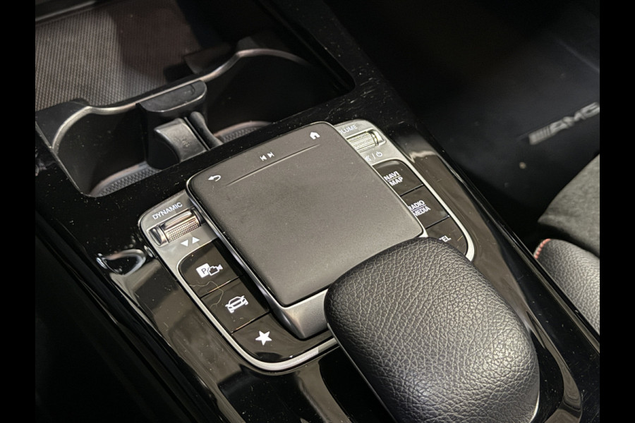 Mercedes-Benz A-Klasse 200 Launch Edition Premium | AMG Line | Panoramadak | LED Performance