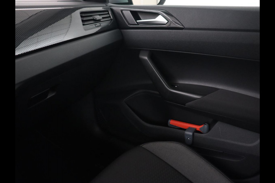 Volkswagen Taigo 1.0 TSI Life Business | Stoelverwarming | Carplay | Navigatie | Full LED | Adaptive cruise | Climate control | Bluetooth | Virtual Cockpit | DAB | Parkeerhulp