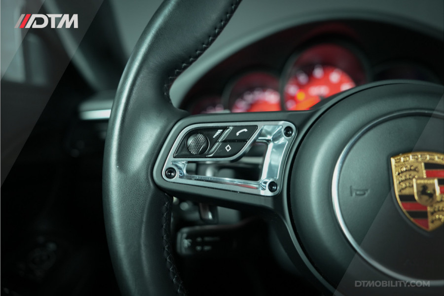 Porsche 911 3.0 Carrera 4 GTS | Chrono | Panoramadak |