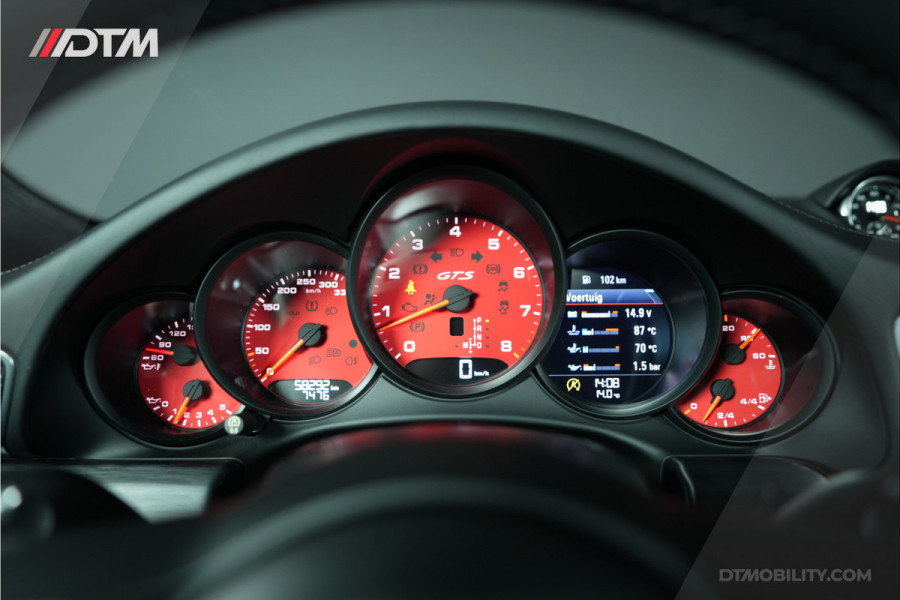 Porsche 911 3.0 Carrera 4 GTS | Chrono | Panoramadak |