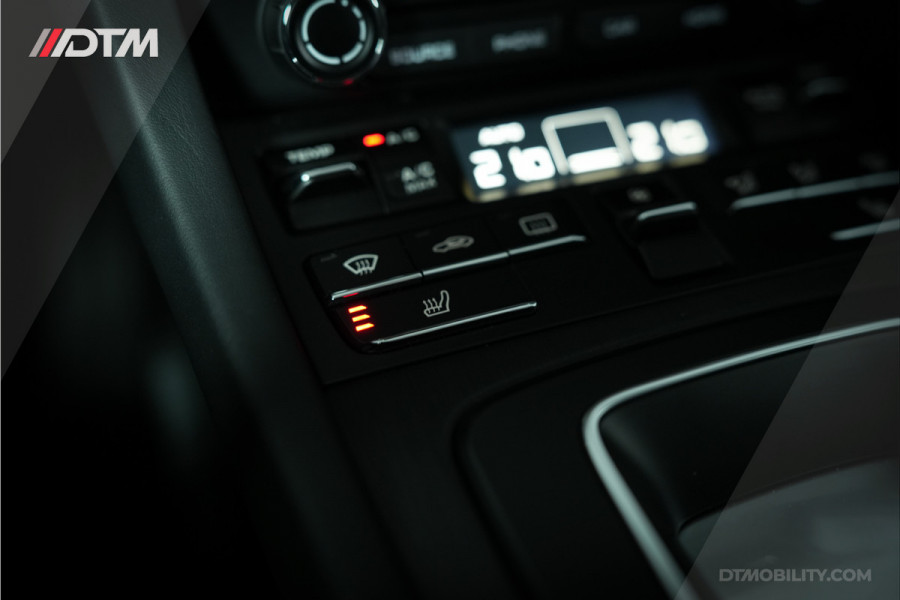 Porsche 911 3.0 Carrera 4 GTS | Chrono | Panoramadak |