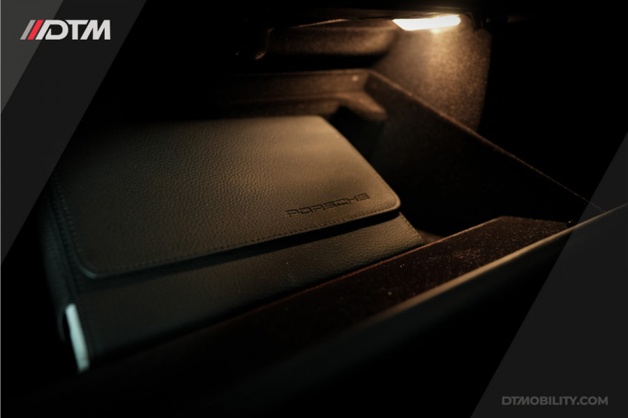 Porsche 911 3.0 Carrera 4 GTS | Chrono | Panoramadak |