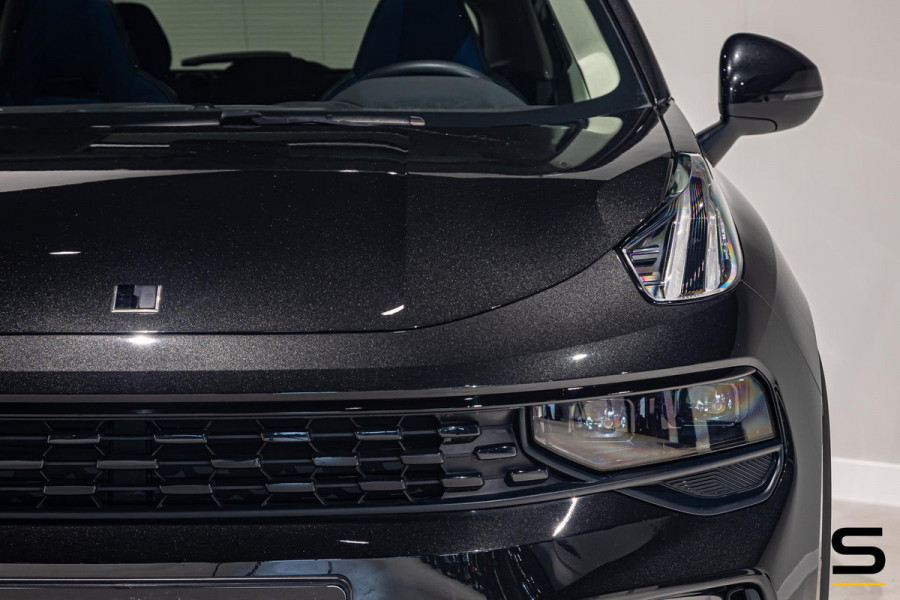 Lynk & Co 01 1.5|NAP|Pano|E-stoel|Cam|Black|FullOption|1eig