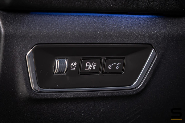 Lynk & Co 01 1.5|NAP|Pano|E-stoel|Cam|Black|FullOption|1eig