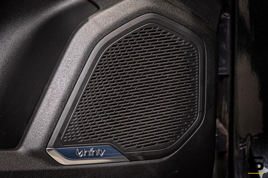 Lynk & Co 01 1.5|NAP|Pano|E-stoel|Cam|Black|FullOption|1eig