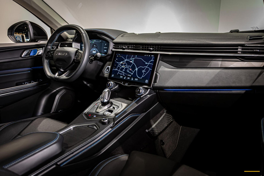 Lynk & Co 01 1.5|NAP|Pano|E-stoel|Cam|Black|FullOption|1eig