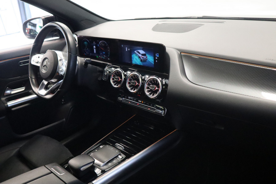 Mercedes-Benz GLA 250 e Business Solution AMG Limited Pano dak LED CC Lane Assist 24 maanden garantie mogelijk (*vraag naar de voorwaarden)