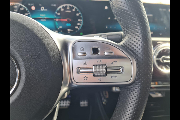 Mercedes-Benz A-Klasse 250 e Premium  | widescreen | 19"AMG velgen | sfeerverlichting | blind-spot | trekhaak |