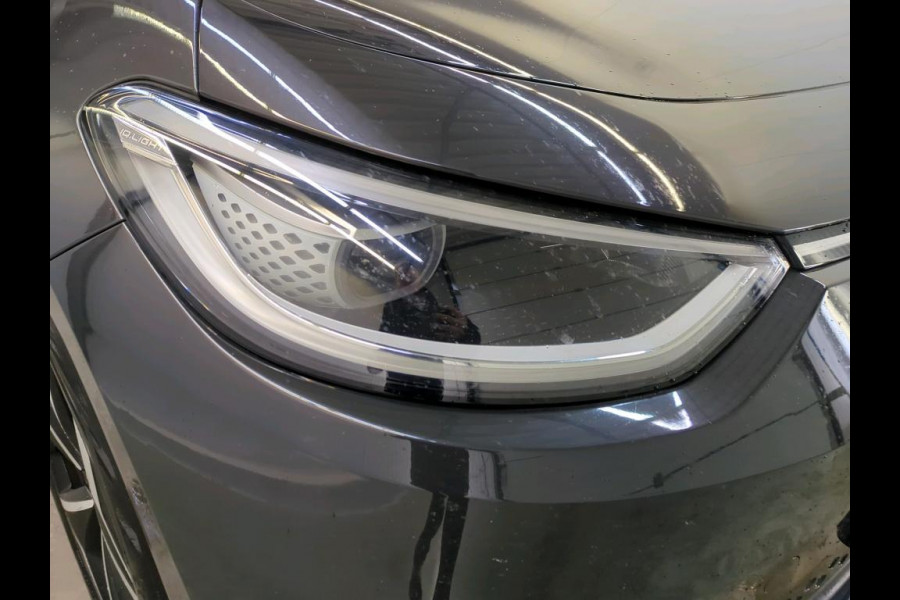 Volkswagen ID.3 First Plus 58 kWh Airco ECC Navi Carplay PDC VA+ Camera Adaptive Cruise Control 19" LM Velgen LED Matrix