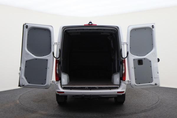 Mercedes-Benz Sprinter 317 CDI Automaat L1H1 Leer, 360° Camera, Standkachel, ACC, Climate, Apple Carplay, Trekhaak, 18''