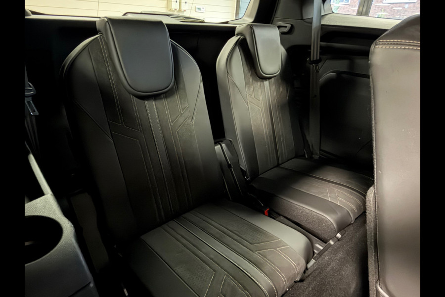 Peugeot 5008 1.2 PureTech GT 7 PERS. NAVIGATIE CAMERA APPLE CARPLAY PDC KEYLESS-GO LANE-ASSIST USB